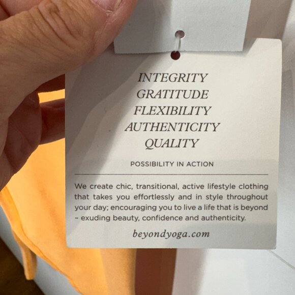 Beyond Yoga Caught In The Midi Leggings in Marmalade Heather - Picture 5 of 11